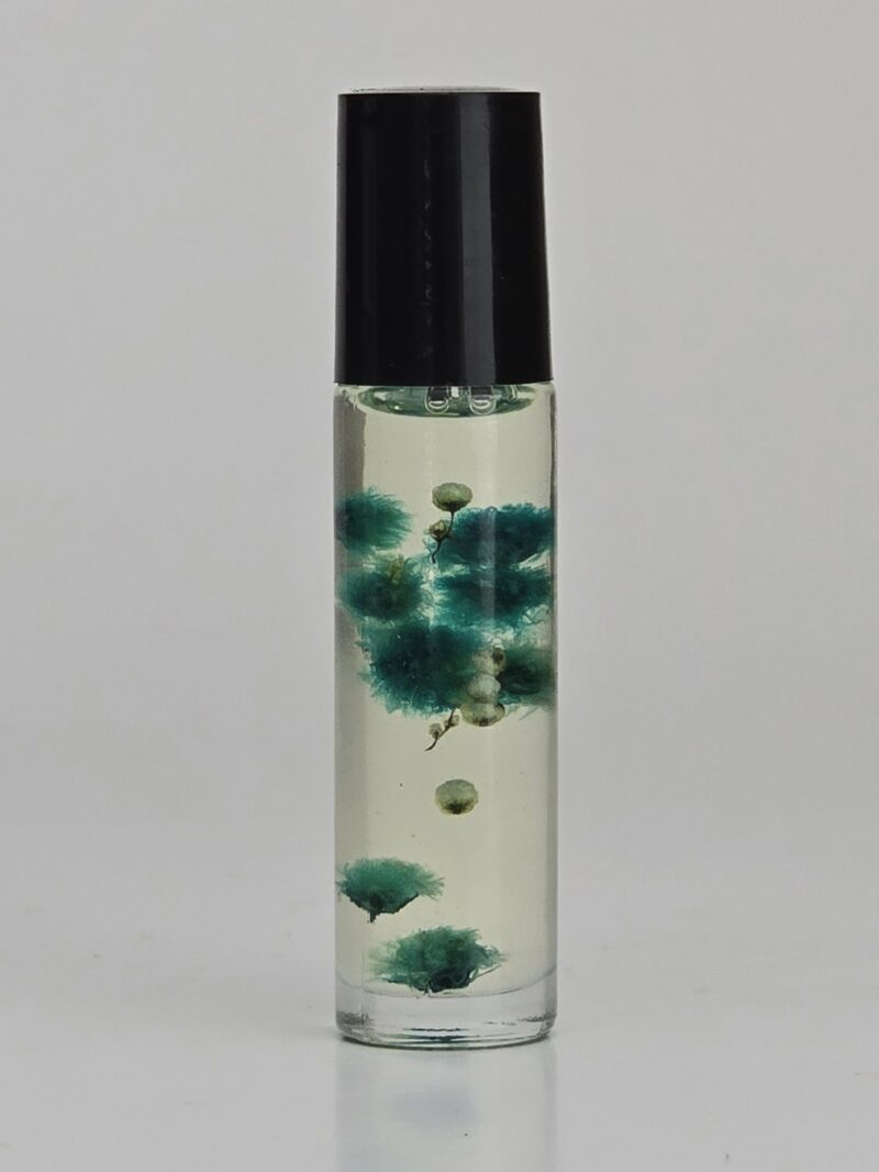 Eucalyptus and Spearmint Body Oil - Image 2