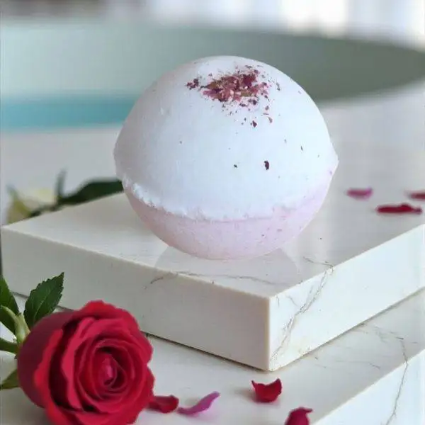 Rose, Shea & Almond Bath Bomb